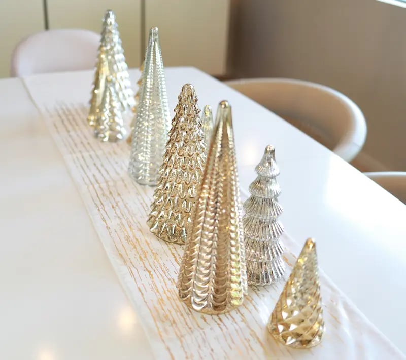 ✨ Shimmering Christmas – 5-Piece Crystal Glass Tree Set with Lights✨