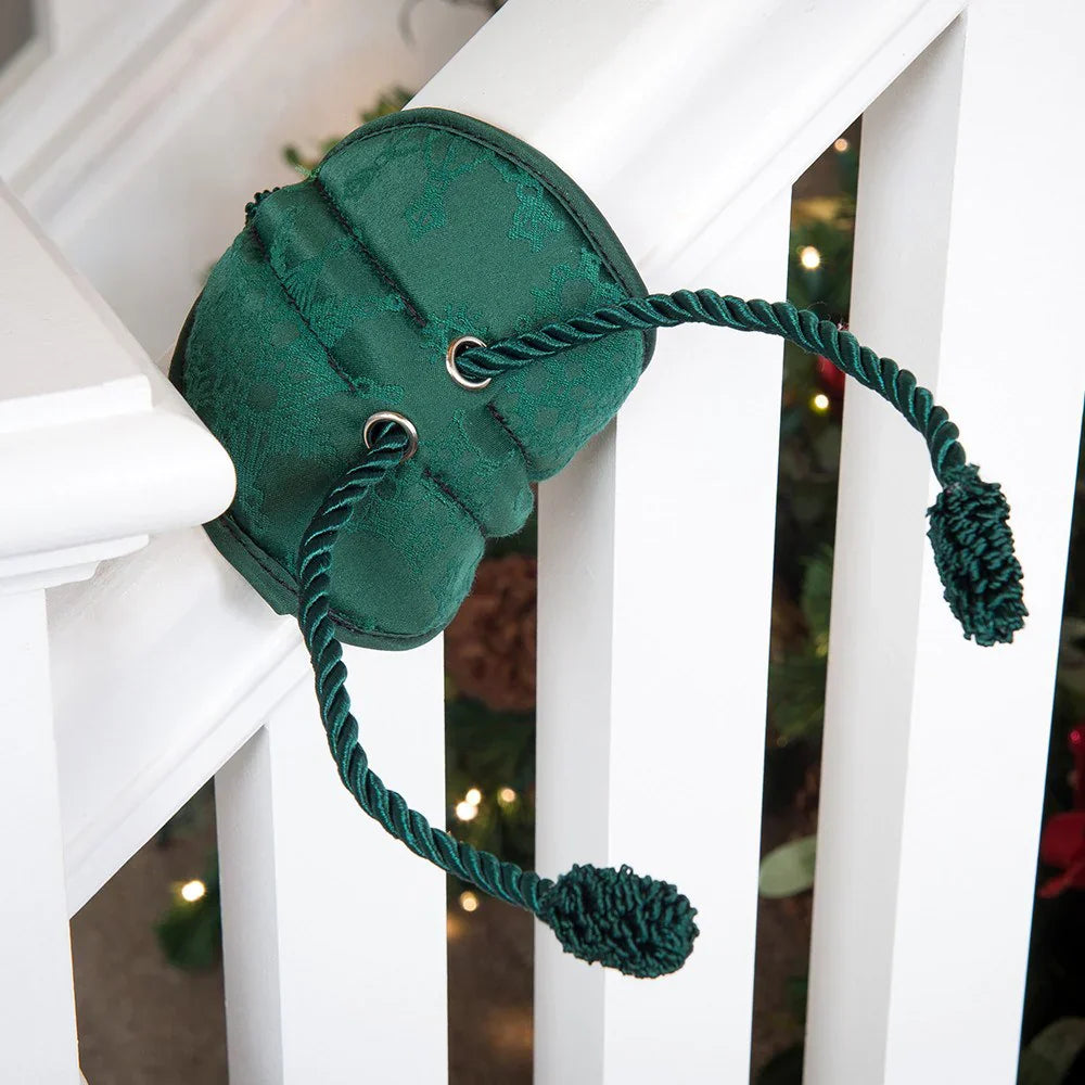 Secure & Stylish Garland Ties for Christmas Railings