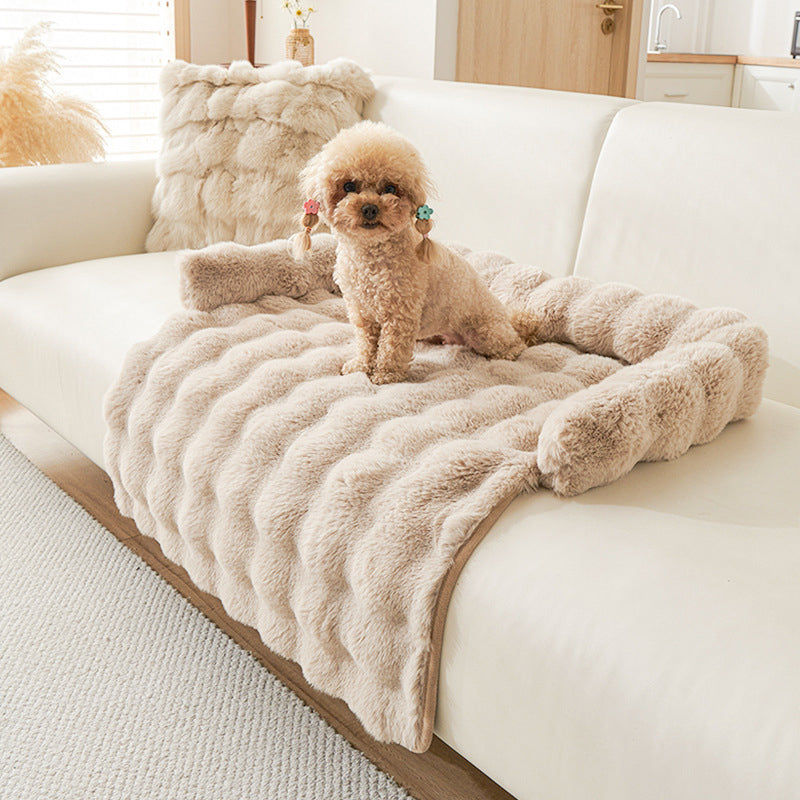 Pet blankets and mats