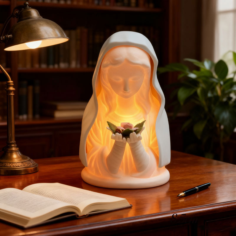 Night lamp for prayer of the Virgin Mary