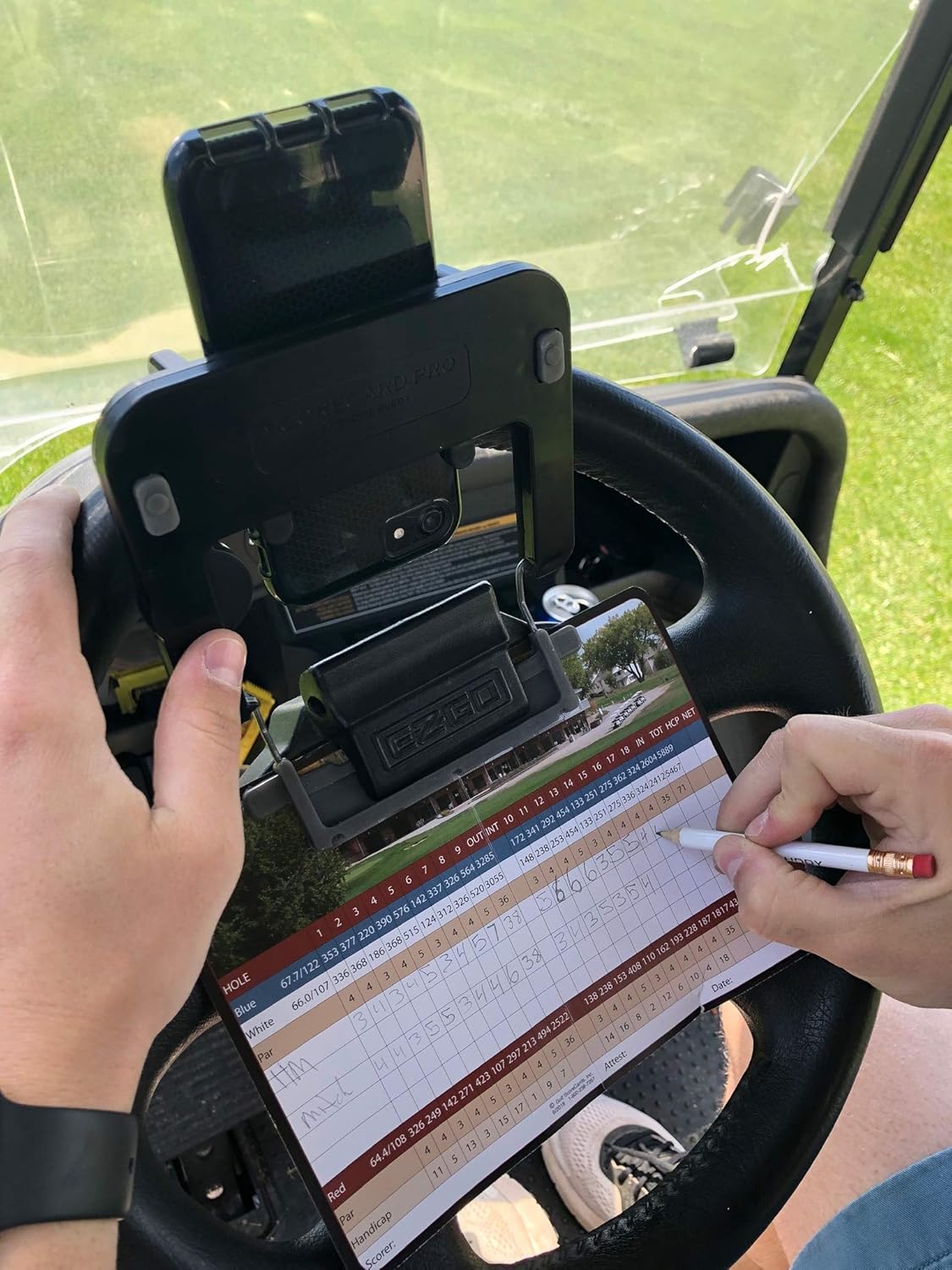 🔥Hot Sale 49% OFF - 🌟⛳ Golf cart steering wheel phone holder(✨Suitable for any phone model)