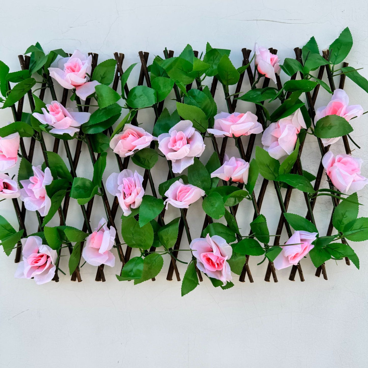 🌿 Expandable Artificial Fence
