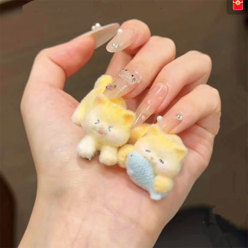 🐱✨ 2025 New Plush Cartoon Cat Hair Clip