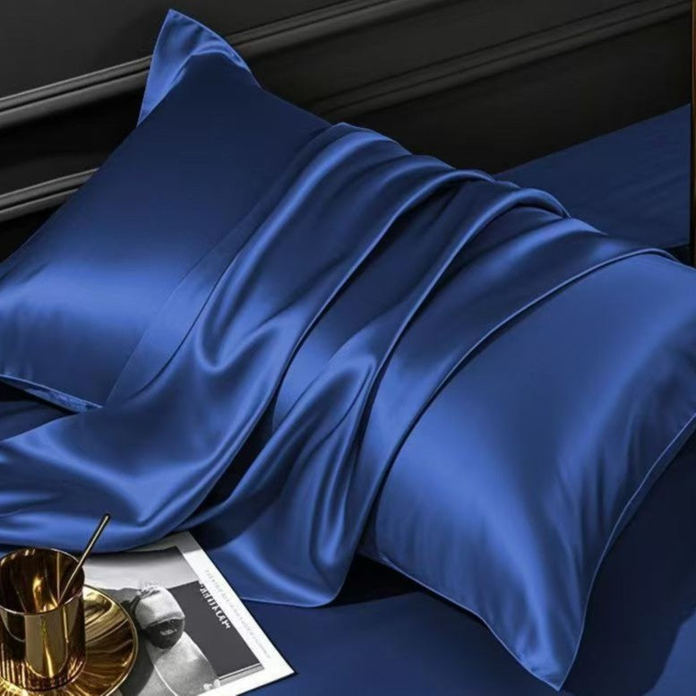 ❄️Cool pillowcase in ice silk, ensuring a good night’s sleep in summe