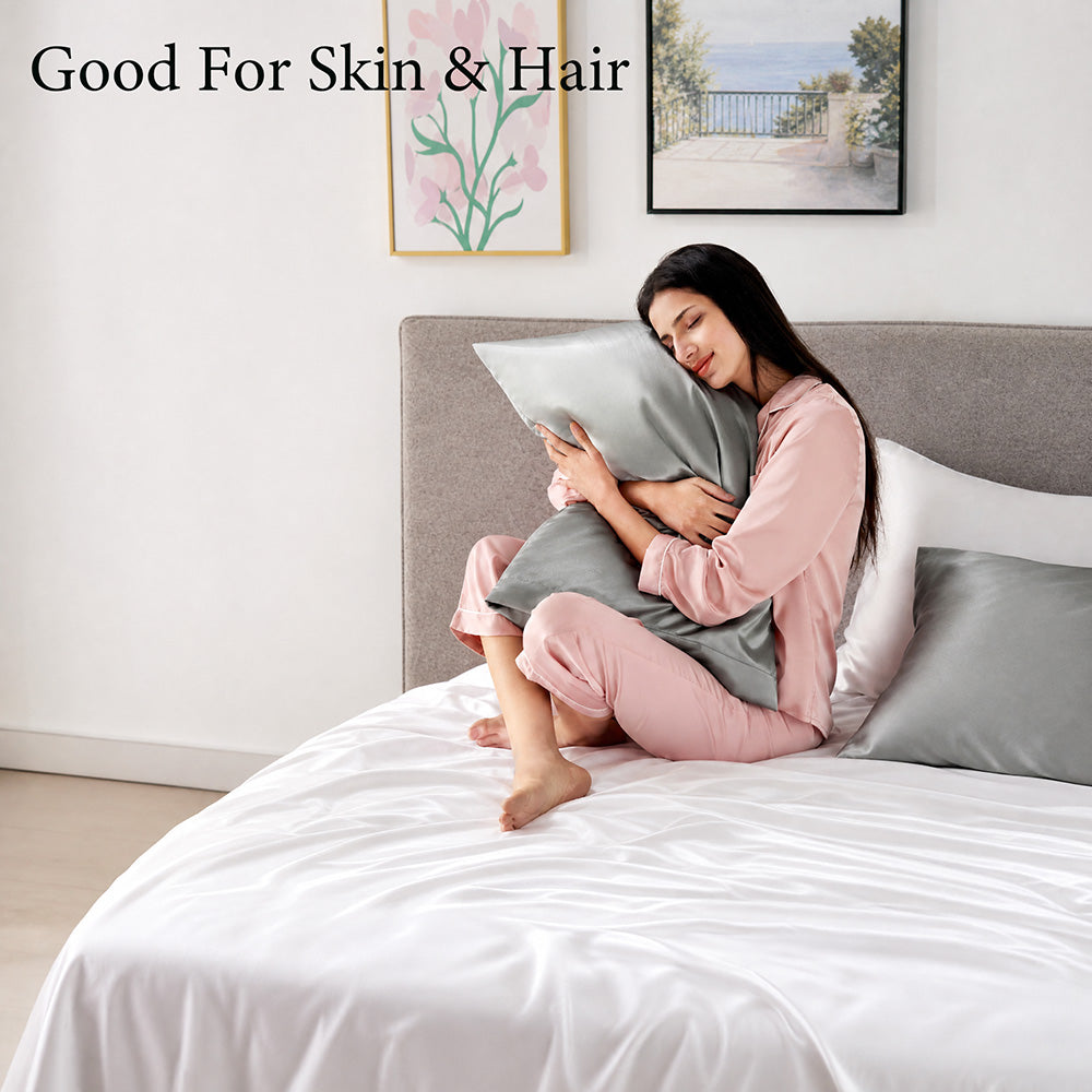 ❄️Cool pillowcase in ice silk, ensuring a good night’s sleep in summe