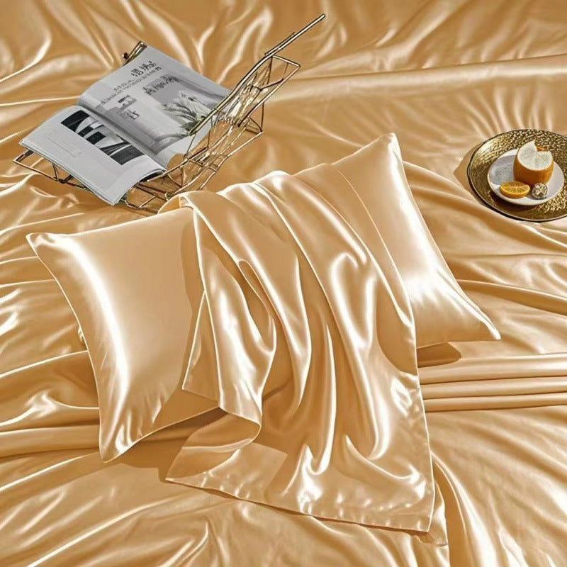 ❄️Cool pillowcase in ice silk, ensuring a good night’s sleep in summe