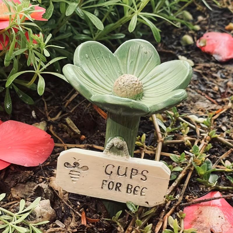⏳Limited-time 50% off🐝Flower-Shaped Bee Watering Station💧